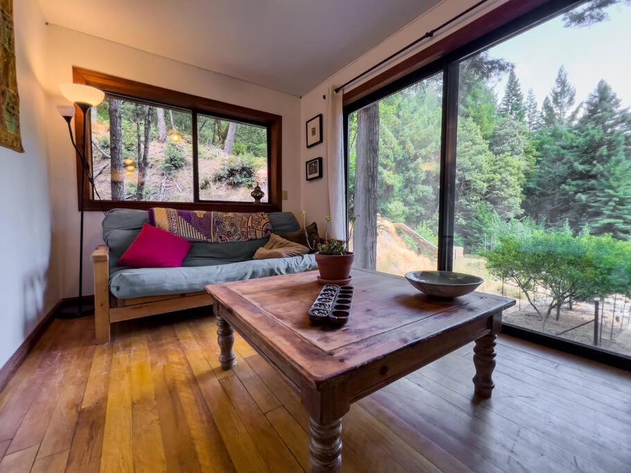 Little House In The Redwoods With A Hot Tub! Apartment Garberville Bagian luar foto